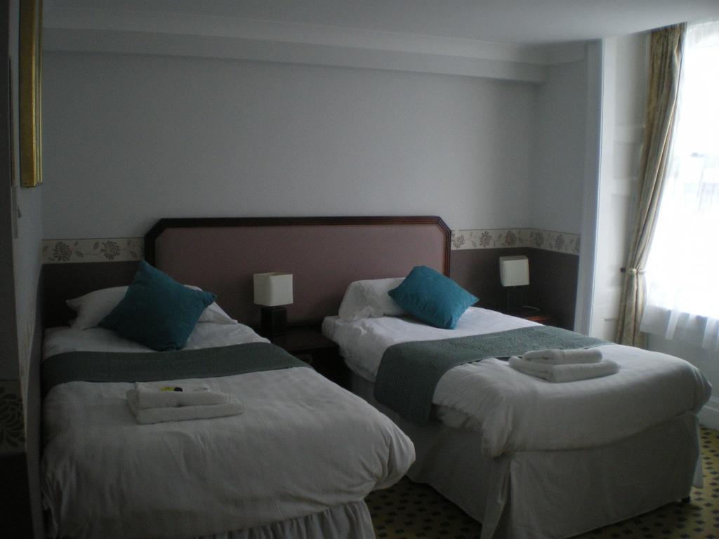 Crown Hotel Pwllheli Chambre photo