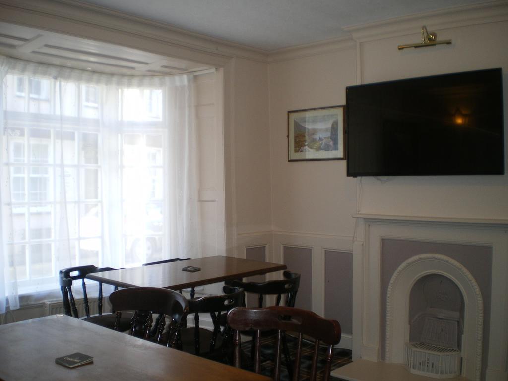 Crown Hotel Pwllheli Extérieur photo