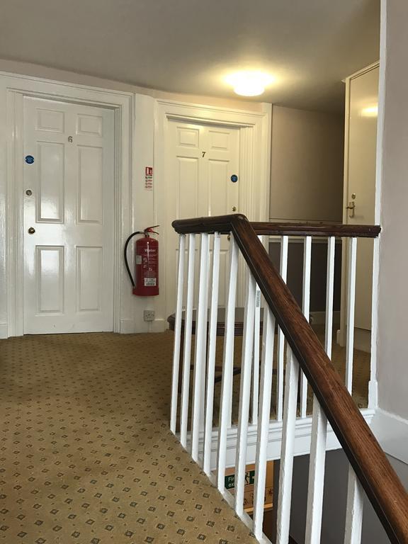Crown Hotel Pwllheli Extérieur photo