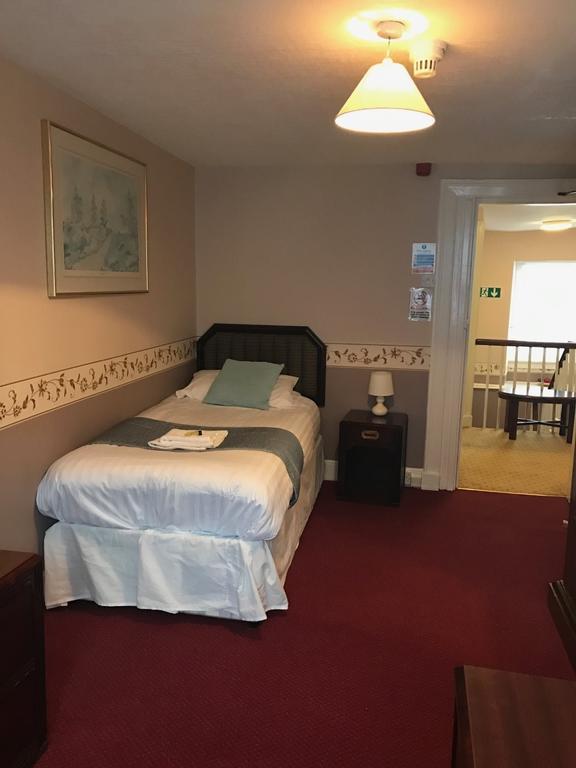 Crown Hotel Pwllheli Extérieur photo