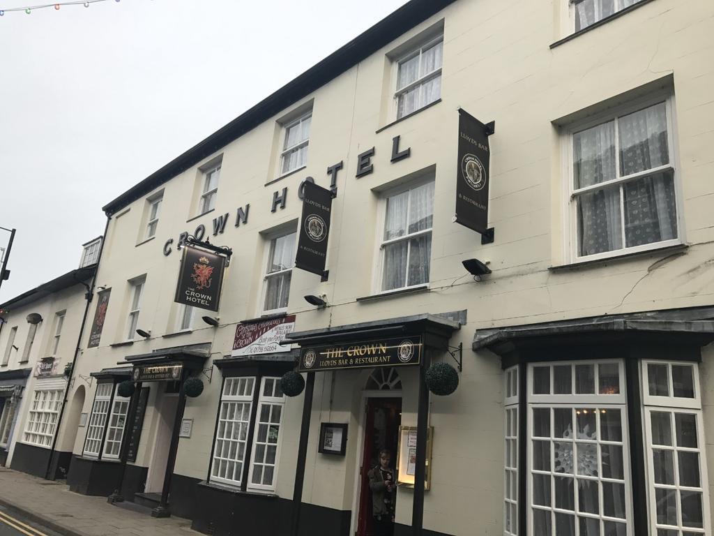 Crown Hotel Pwllheli Extérieur photo